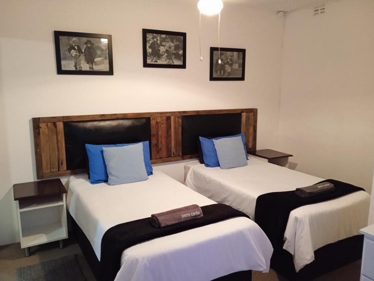 Geckos B&B And Self-Catering Coffee Bay Exteriör bild