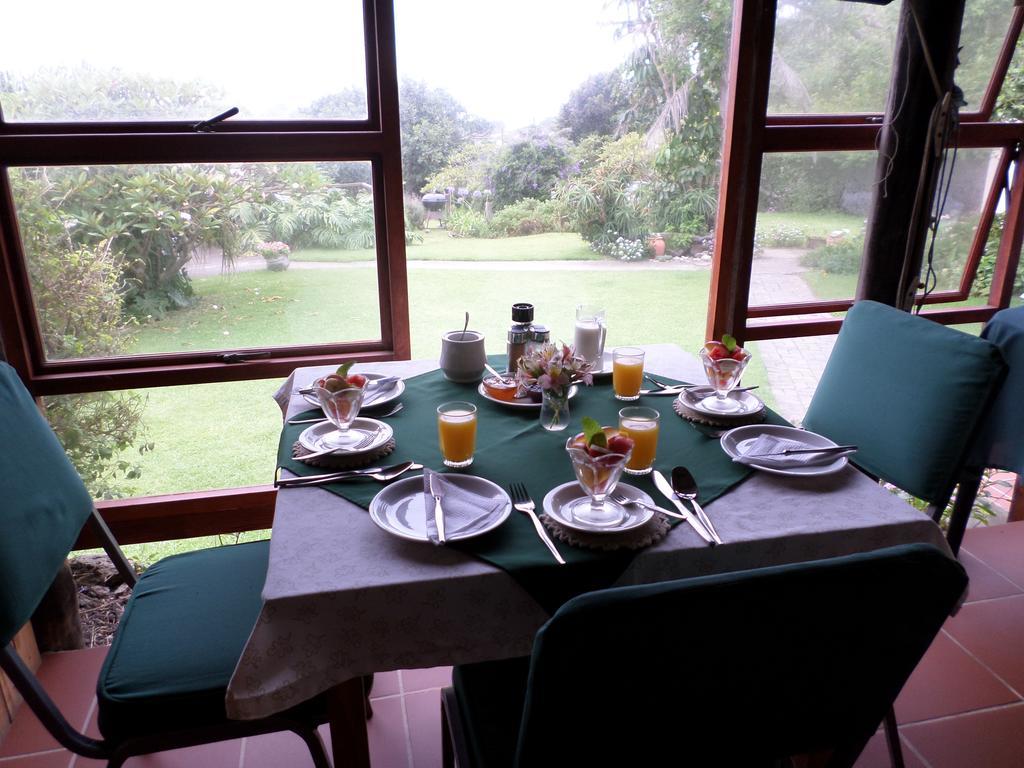 Geckos B&B And Self-Catering Coffee Bay Exteriör bild