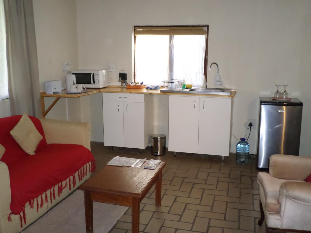Geckos B&B And Self-Catering Coffee Bay Exteriör bild