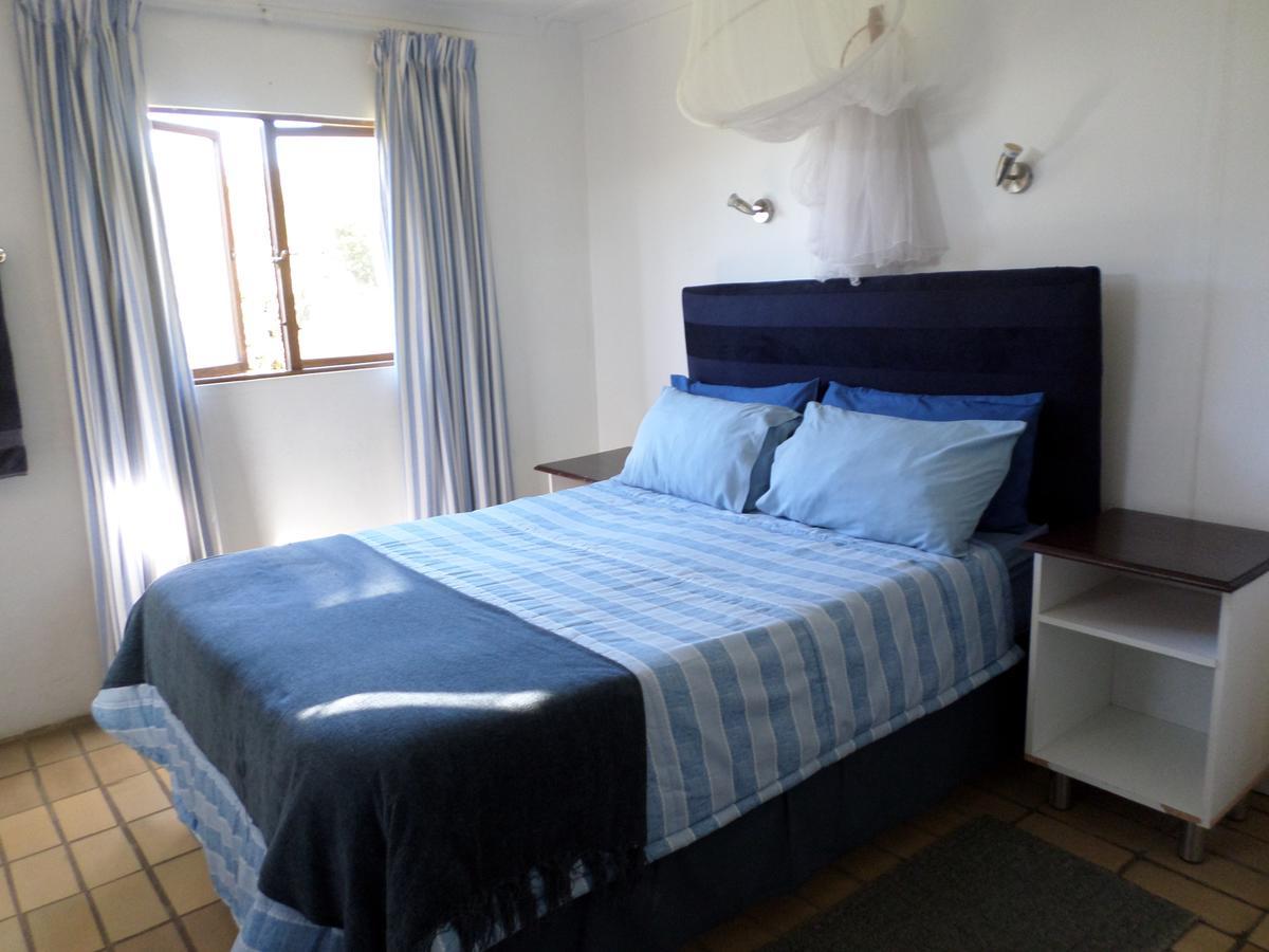 Geckos B&B And Self-Catering Coffee Bay Exteriör bild