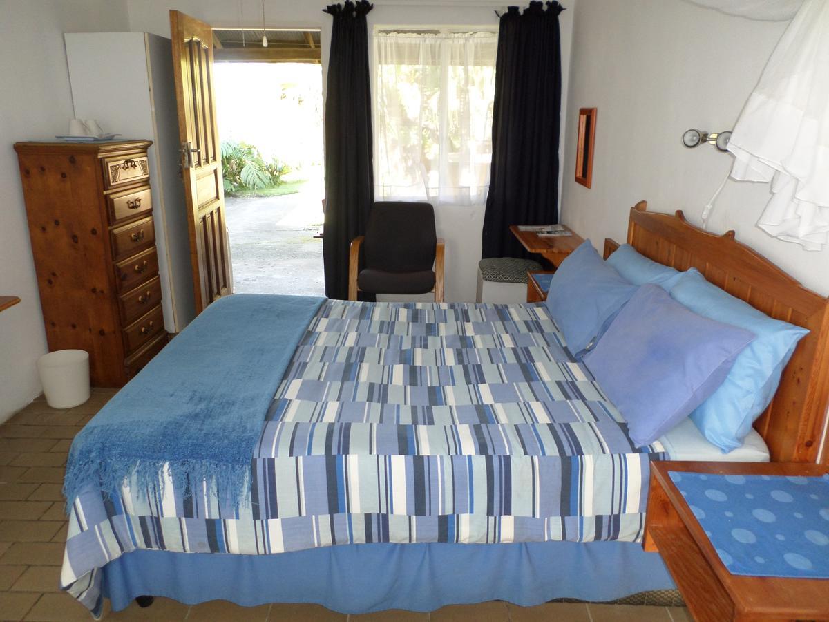 Geckos B&B And Self-Catering Coffee Bay Exteriör bild